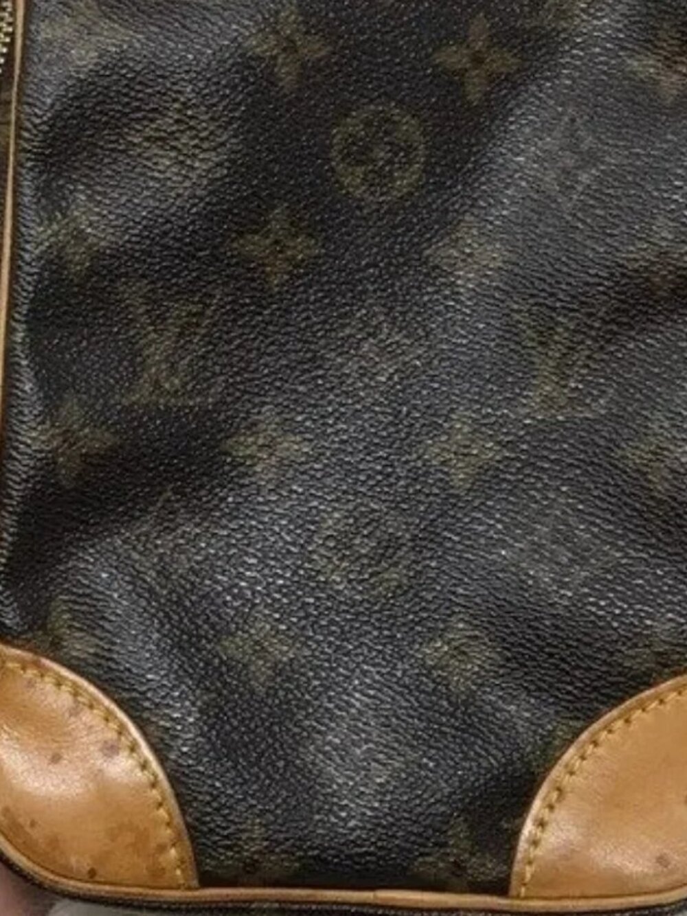 Louis Vuitton danube pm crossbody bag - Picture 6 of 14
